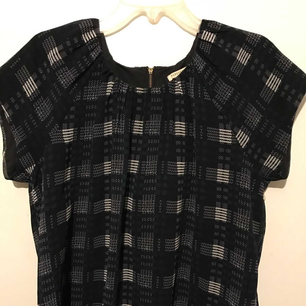 Loose Plaid Top